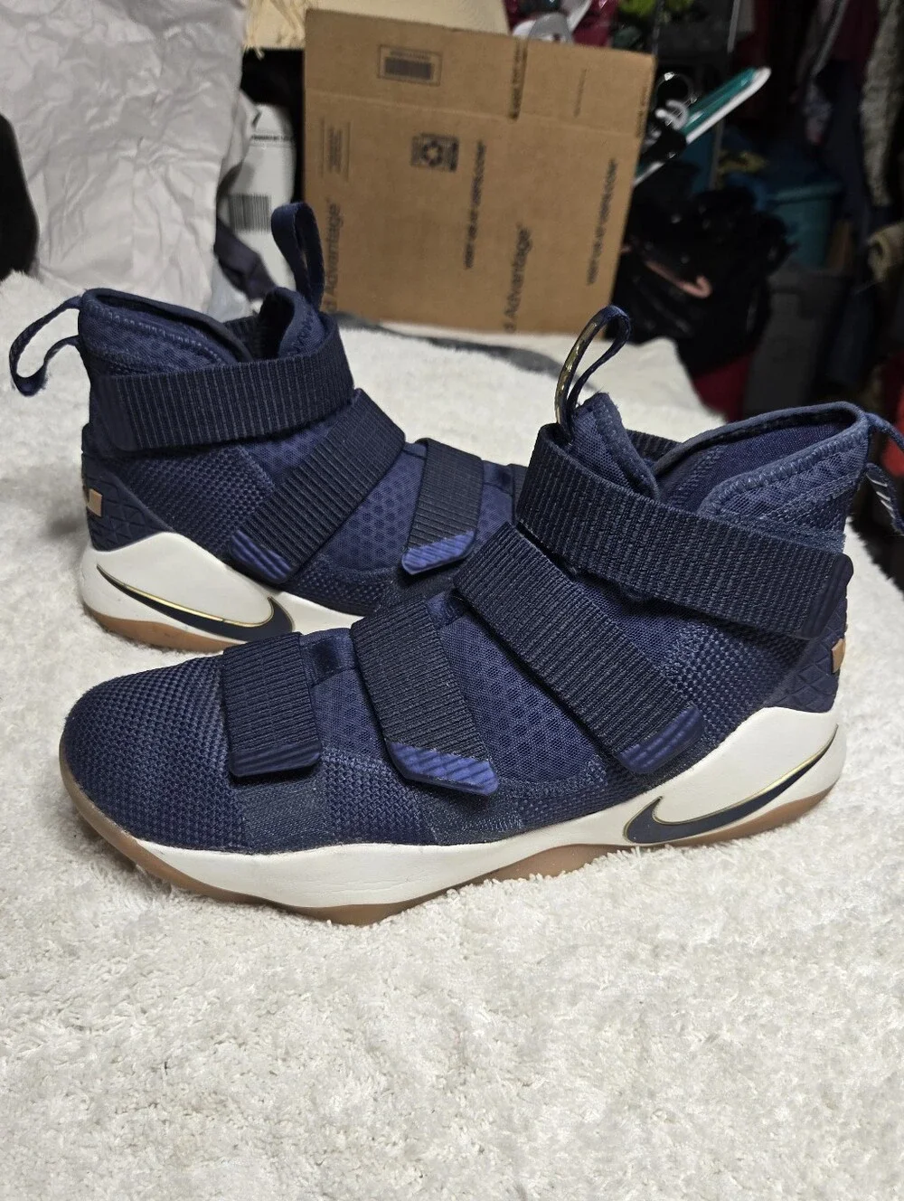 2017 Nike LeBron Soldier 11 'Cavs' Blue Basketball Shoes Sz 8 Men